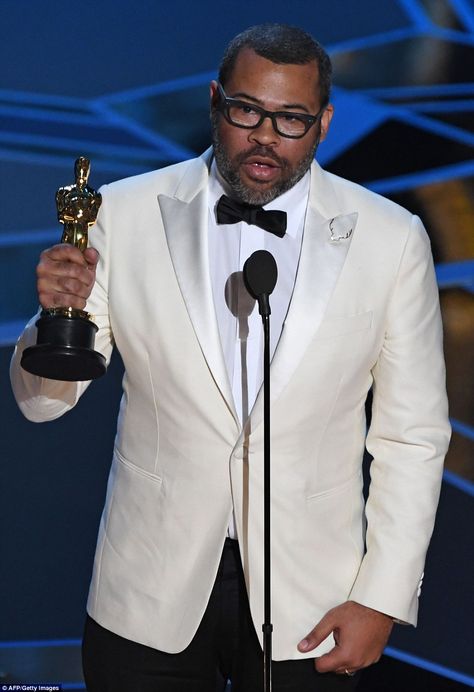 What a debut! Jordan Peele made history as he is the first black screenwriter to win Best Original Screenplay for Get Out Three Billboards Outside Ebbing Missouri, The Big Sick, Martin Mcdonagh, Shape Of Water, Black Writers, The Shape Of Water, Jordan Peele, Still I Rise, Best Supporting Actor