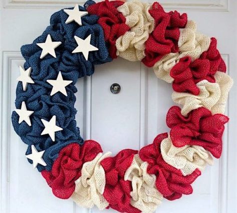 Easy DIY Fourth of July Decorations - Patriotic Burlap Wreath via How to Make a Burlap Wreath | https://www.roseclearfield.com Patriotic Door Decorations, Patriotic Burlap Wreath, Burlap Wreath Tutorial, American Flag Wreath, Flag Wreath, Fourth Of July Decorations, Wreath Project, July Wreath, July Fourth