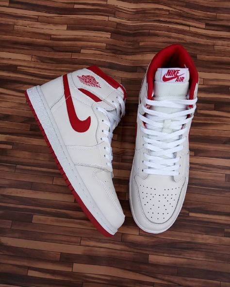 Air Jordan 1 High Metallic Red,Metallic Red Air Jordan 1 Jordans Red And White, Basic Jordans, Air Jordan Red And White, Jordan 1 Red And White, Jordan 1 Metallic Red, Red Air Jordans, Red Jordan 1 Outfit, Red Air Jordan 1, Nike Ideas