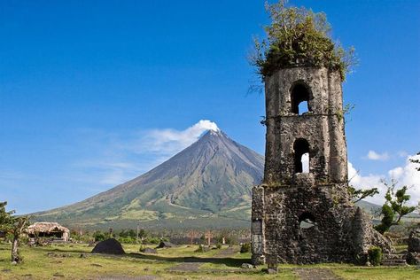 Mayon Volcano Mayon Volcano Drawing, Mayon Volcano Aesthetic, Anyong Lupa Drawing, Buwan Ng Wika Background, Filipino Landscape, Philippine Scenery, Philippine Landscape, Gouache Reference, Mount Mayon