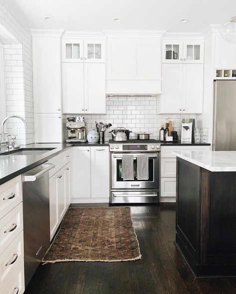 white kitchen dark floors with black countertops and dark hardwood floors Kitchens With Dark Floors, White Kitchen Dark Floors, Dark Kitchen Floors, Hardwood Floors Dark, Black Countertops, Traditional Kitchen Design, Dark Floors, White Kitchens, Dark Kitchen