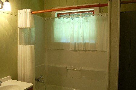 Bathroom Windows In Shower, Shower Window, Elegant Shower Curtains, Stylish Shower Curtain, Refinish Bathtub, Window In Shower, Bathroom Window, Bathroom Images, Shower Cabin