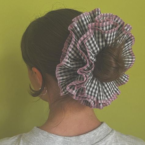 🍒🍒BIG HEATHER RUFFLE PUFF SCRUNCHIE 🍒🍒 🎀🎀🎀SUPER... - Depop Big Scrunchy Hairstyle, Big Hair Scrunchie, Diy Big Scrunchie, Ruffle Scrunchie Diy, Big Scrunchies Diy, Good Squish Scrunchie, Big Scrunchies Hairstyles, Ganni Scrunchie, Unique Scrunchie Ideas