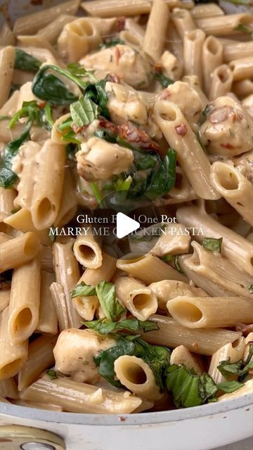 Mary Smith on Instagram: "Gluten Free MARRY ME CHICKEN PASTA made in partnership with @jovialfoods! This has been my favorite gluten free pasta for years now - it’s as close to the real thing as gluten free can be! Jovial Brown Rice Pasta is made with just one single organic ingredient: brown rice flour. It’s the cleanest gluten free pasta on the market, and each batch is tested for glyphosate. They also ensure there are no traces of herbicides in any of their crops! The taste and texture of this pasta are unmatched. It’s simply amazing 🤩 . RECIPE 👇🏻 1.5 lbs chicken breasts cut into 1-2 inch pieces 1/2 tsp salt 1/2 tsp pepper 1 tbsp butter or ghee 1 tbsp olive oil 3 cloves minced garlic  4.5 cups chicken broth 12 oz package Jovial Foods gluten free penne pasta 1 tsp oregano 1 tsp thyme Cheese Cream Sauce, Marry Me Chicken Pasta, Brown Rice Pasta, Organic Pasta, Marry Me Chicken, Wheat Free Recipes, Brown Rice Flour, Rice Pasta, Sun Dried Tomatoes