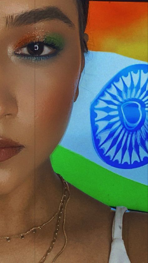 Republic Day Eye Makeup, Indian Flag Makeup, Independence Day Eye Makeup, Independence Day Makeup, Tiranga Flag, Indian Flag Colors, Bangladesh Flag, Day Eye Makeup, Paint Makeup