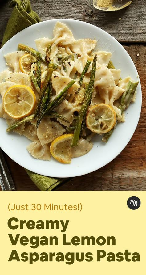 Easy Lemon Roasted Asparagus #minimalistbaker Dairy Free White Sauce, Lemon Asparagus Pasta, Lemon Asparagus, Daniel Fast Recipes, Healthy Weeknight Meals, Asparagus Pasta, Minimalist Baker, Vegan Pasta Recipes, Lemon Pasta