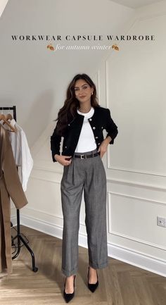 Aesthetic Lawyer, Stile Preppy, Lawyer Fashion, Chique Outfits, Stylish Work Attire, Professional Outfits Women, Business Outfits Women, Office Outfits Women, Corporate Outfits