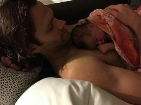 Jared & Odette Jared Padalecki Kids, Jared Padalecki Instagram, Happy 4 Year Anniversary, Jared Padalecki Height, Adam Winchester, Winchester Brother, Sam Walker, 4 Year Anniversary, Supernatural Pictures