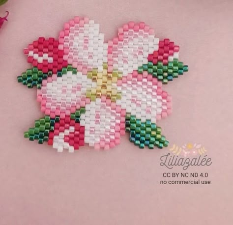 Brick Stitch Flower, Miyuki Beads Pattern, Bead Woven Bracelet, Beautiful Beaded Jewelry, Fabric Flower Tutorial, Beaded Earrings Diy, Beading Jewelery, Brick Stitch Earrings, Brick Stitch Pattern