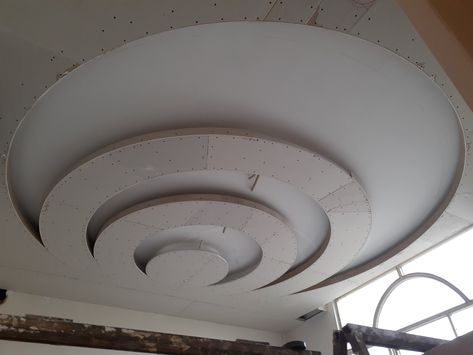 Round False Ceiling, Circle False Ceiling Design, Round False Ceiling Design For Bedroom, Gypsum Works Ceiling Design, Round Fall Celling Design, False Ceiling Gypsum Board, Gypsum Design, Mirror Bedroom Decor, Luxury Ceiling Design