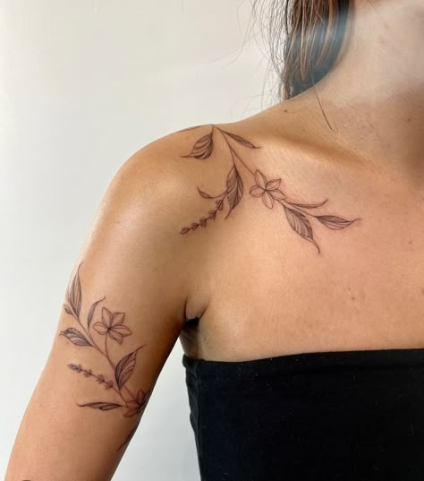 Should Wrap Tattoo, Collar Bone Wrap Around Tattoo, Red And White Tattoos For Women, Flower Wrap Around Tattoo Shoulder, Detail Tattoo For Women, Small Tattoos Inner Arm, Cute Flower Tattoos On Arm, Large Dainty Tattoos, Timeline Tattoos For Women