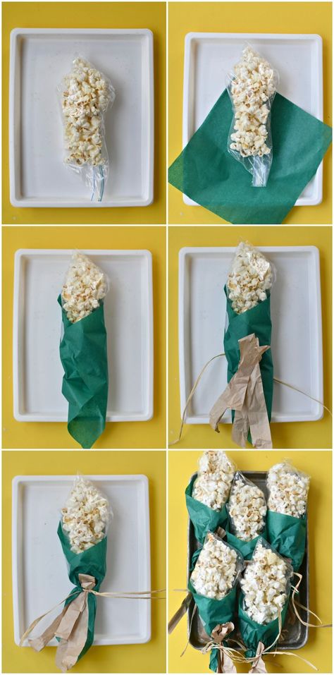 Popcorn on the Cob Snack Bags Popcorn Corn On The Cob, Popcorn Crafts, How To Make Popcorn, Fall Party Themes, Corn Bags, Popcorn Snacks, Cowboy Birthday Party, Popcorn Bags, Fall Fest