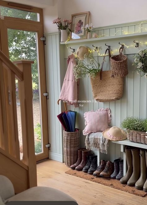 Cottage Core Entryway, Cozy Mudroom, Cottagecore Entryway, Plant Cabinet, Mojo Dojo Casa House, Sunroom Decorating, Basement Stairs, Mud Room, Cottage Core