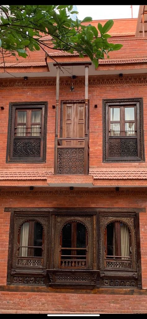 Traditional Bengali Architecture, Traditional Windows Indian, Wooden Window Design Indian, Old Indian Architecture, Old Indian Houses, Window Design Indian, Newari Architecture, Indian Window Design, Durga Art