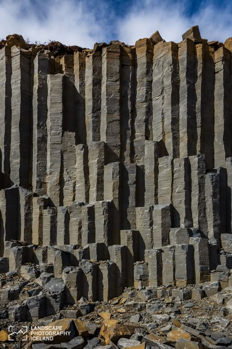 Basalt Columns, Geology Rocks, Trip Planner, Iceland Travel, Land Art, Amazing Nature, Geology, Beautiful Landscapes, Wonders Of The World