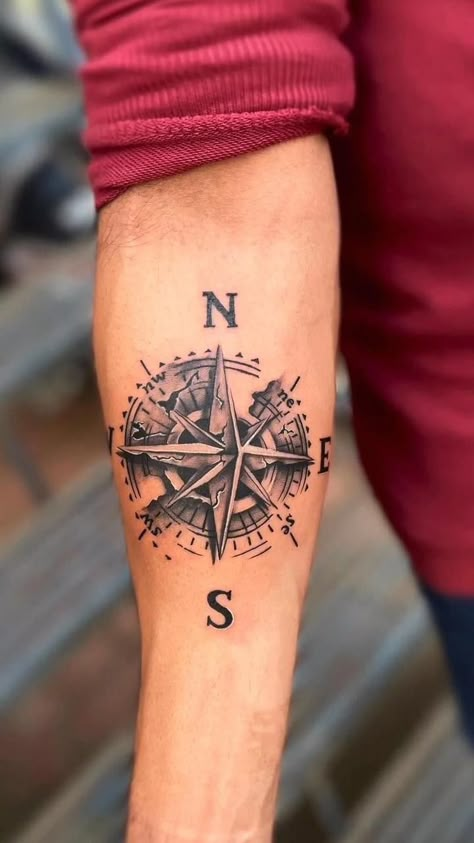 Small Compass Tattoo, Compass And Map Tattoo, Compass Tattoo Men, Underarm Tattoo, Rose And Butterfly Tattoo, Egyptian Tattoo Sleeve, Cool Shoulder Tattoos, Compass Tattoo Design, Cross Tattoo For Men