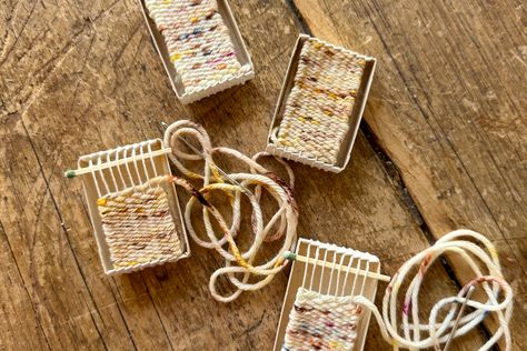 How to make a mini weaving loom using an upcycled match box. You’ll just need the inside portion of a matchbox, cotton thread for the warp and yarn for weaving. Mini Loom Projects, Mini Weaving Projects, Small Loom Weaving Projects, Mushroom Mason Jar, Woodlark Blog, Mini Loom Weaving, Mushroom Lantern, 2025 Theme, Mason Jar Lantern