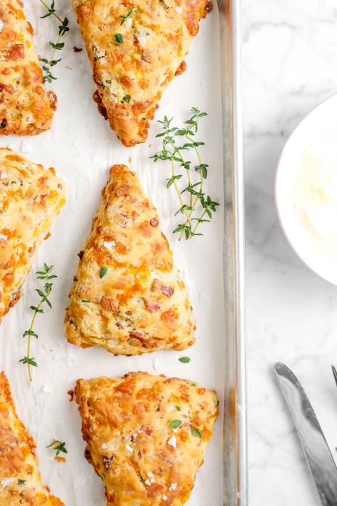 Bacon Cheddar and Chive Scones Savoury Scones Recipe, Recipe With Chives, Cheddar Scones, Savoury Scones, Chive Scones, Bacon Scones, Savory Brunch Ideas, Bacon And Cheese Scones, Scone Recipes