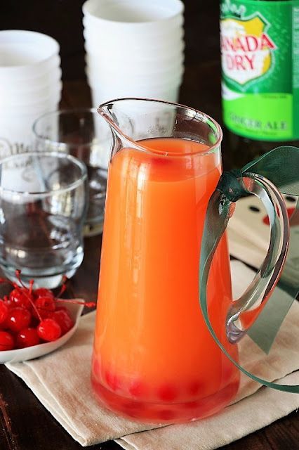 Grandma's Christmas Punch photo Grandma Christmas Punch, Grandmas Christmas Punch, Santa Punch Bowl, Vintage Punch Recipe, Big Christmas Party, Breakfast Punch, 7 Layer Cookies, Christmas Morning Punch, Red Punch