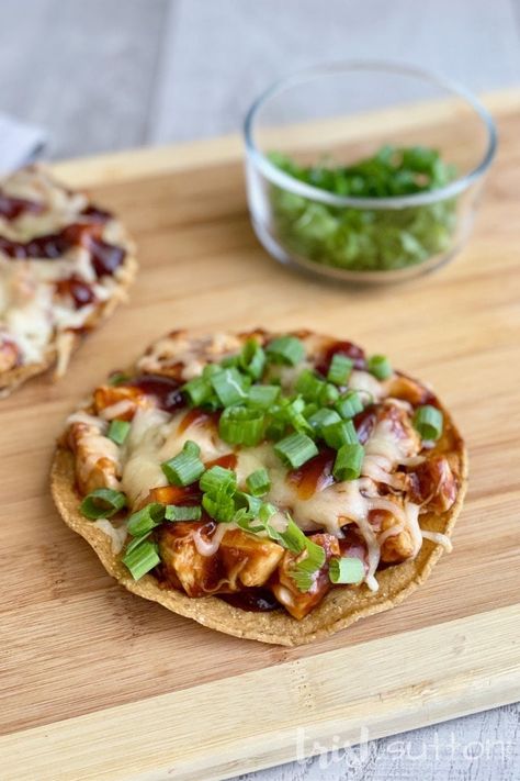 Meal For Picky Eaters, Simple Bbq Chicken, Bbq Chicken Tostadas, Kid Friendly Food Ideas, Tostadas Recipe, Orange Chicken Crock Pot, Bbq Sauce Chicken, Chicken Tostadas, Homemade Hot Cocoa