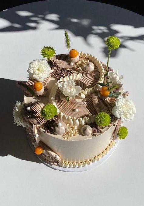 #BEAUTY, #RELATIONSHIPS #Fashion #Animals #Outfits #Winter Outfits #Animals Chaos Cakes, Dessert Styling, Dinara Kasko, Whimsical Cakes, Minimalist Cake, Random Shapes, Floral Cakes, Baking Decorating, Garden Cakes