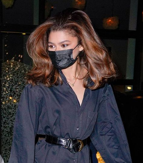 Celeb Makeup, Zendaya Hair, Red Hair Trends, Red Hair Looks, Red Hair Colors, Zendaya Maree Stoermer Coleman, Honey Brown Hair, Copper Hair Color, Blowout Hair