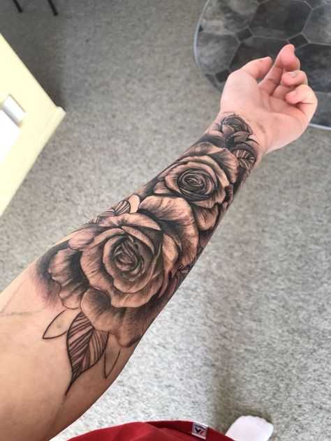 Shaded Forearm Tattoo Women, Inner Forearm Sleeve Tattoo Women, Dark Sleeve Tattoos For Women, Inner Forearm Tattoo Ideas, Rose Sleeve Tattoo, Rose Tats, Rose Forearm Tattoo, Dark Roses Tattoo, Arm Tattoos For Guys Forearm