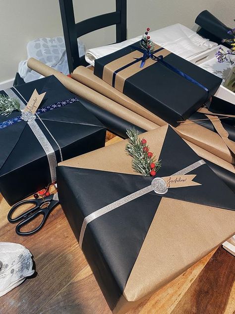 For gift wrapping Mens Gift Wrapping Ideas, Men Gift Wrapping Ideas, Gift Wrapping Inspiration Birthday, Black Gift Wrapping Ideas For Men, Men’s Gift Wrapping Ideas, Gift Wrapping Ideas For Birthdays Men, Gift Wrapping For Men Birthday, Gift Wrapping For Men, Birthday Wrapping Ideas For Men