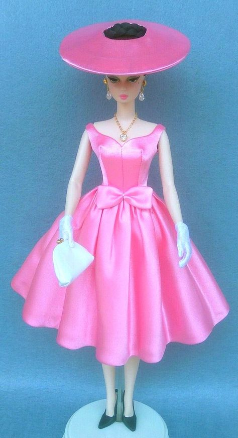 50s Barbie, Crochet Barbie Patterns, Retro Barbie, Barbie Hat, Barbie Dress Pattern, Barbie Bridal, Babies Stuff, Sewing Barbie Clothes, Fierce Fashion