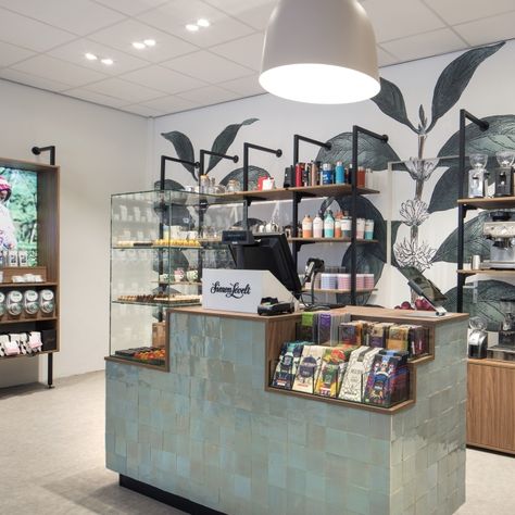 » Simon Lévelt – The world of coffee and tea by Tchai, Amsterdam – The Netherlands Cash Counter Design, Cash Counter, Retail Counter, Soap Display, Medical Office Design, Retail Store Interior Design, Store Counter, Food Retail, Pharmacy Design