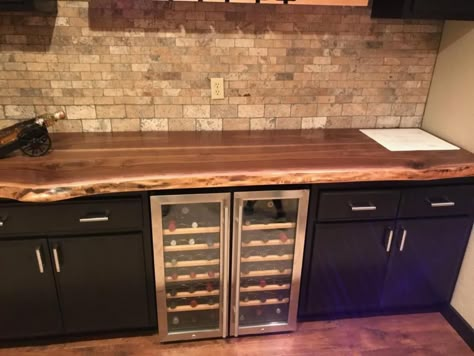 Live Edge Bar Ideas, Live Edge Coffee Bar, Black And Wood Bar, Live Edge Bars, Wood Bar Top Ideas, Live Edge Coffee Bar Ideas, Walnut Live Edge, Live Edge Bar Shelves, Black Bar With Wood Top