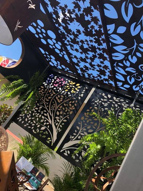 Custom laser cut nature inspired outdoor ceiling and screen. Balcony Cnc Grill Design, Laser Cut Panels Outdoor, Floral Laser Cut Pattern, Laser Cut Metal Gate Tree, Exterior Balcony, Indoor Courtyard, Laser Cut Aluminum, Laser Cut Decor, Laser Cut Screens