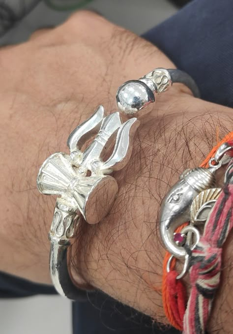 Trishul Kada For Men, Mahadev Bracelet For Men, Silver Kada For Men Indian, Chandi Kada For Men, Silver Kada For Men, Shiv Puran, Silver Kada, Latest Gold Ring Designs, Silver Bracelet Designs