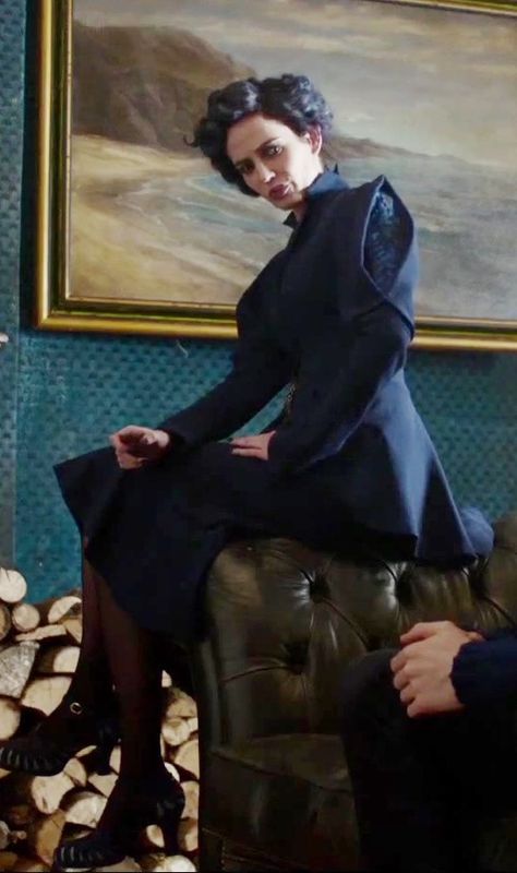 Eva Green | 'Miss Peregrine’s Home for Peculiar Children' Hair With Ponytail, Ms Peregrine, Mrs Peregrine, Miss Peregrines Home, Miss Peregrine's Peculiar Children, Ancient House, Miss Green, Peregrine's Home For Peculiars, Miss Peregrines Home For Peculiar