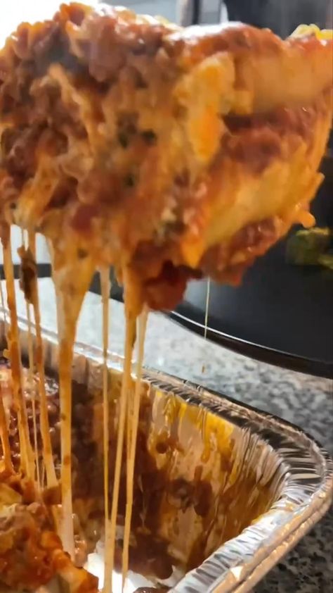 Good Recipe Videos, Basic Meal Ideas, Food Videos Pasta, Best Food In The World, Easy Dinner Recipe Videos, Good Food Ideas For Dinner, Healthy Dinner Beef, Lasagna Tiktok, Food Recipes Lasagna