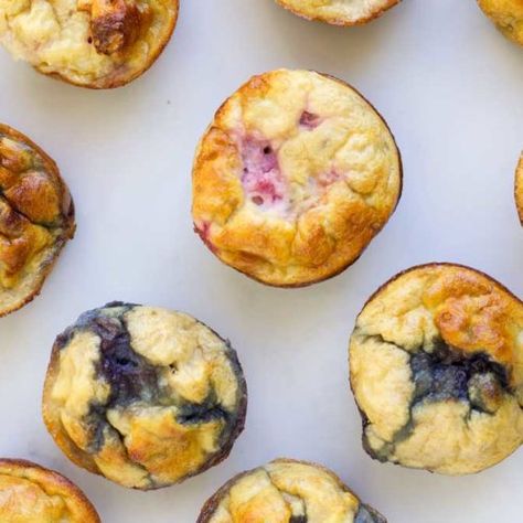 Fruity Egg Muffins - Healthy Little Foodies Egg Muffins Healthy, Baby Led Weaning Breakfast, Toddler Meal Ideas, Easy Toddler Meals, Muffins Healthy, Kid Recipes, Toddler Recipes, Toddler Breakfast, Banana And Egg