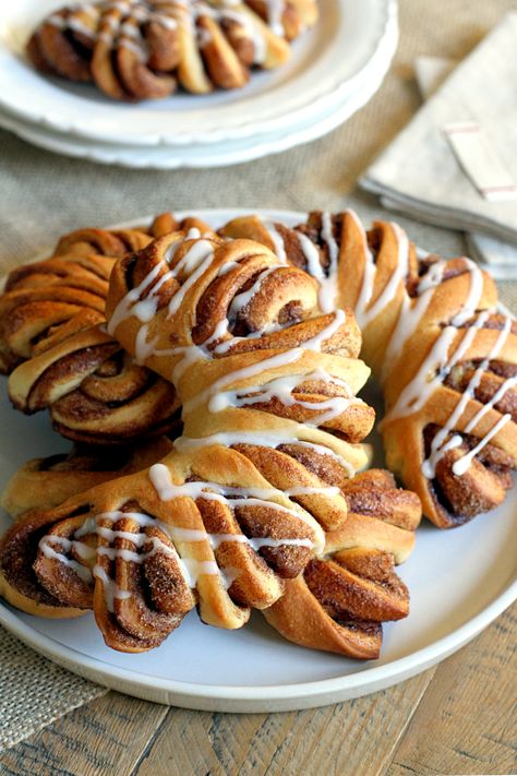 Bear Claw Recipe, Cinnamon Bears, Two Of A Kind, Dough Ingredients, Bear Claw, Bear Claws, Pan Dulce, Sweet Roll, Bread And Pastries