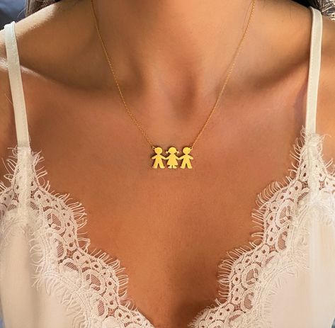 New Mom Jewelry, Mom Jewelry Personalized, Necklace With Kids Names, Kid Pendant, Jewelry For Mom, Jewelry Product Shots, Mommy Necklace, Baby Necklace