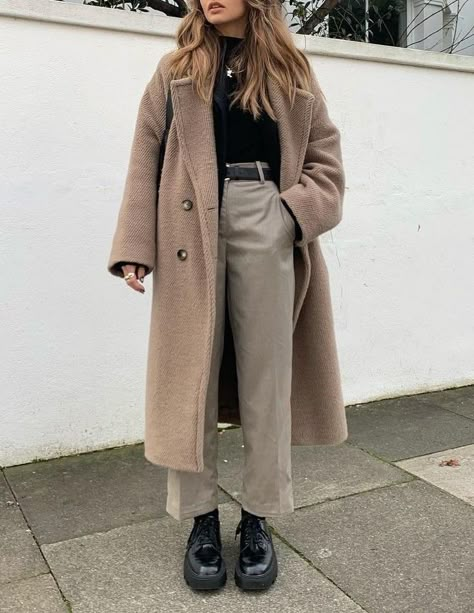 Dark Academia Outfits, Academia Outfits, Skandinavian Fashion, Winter Fashion Outfits Casual, Wardrobe Outfits, Mode Inspo, Looks Chic, 가을 패션, Autumn Outfit