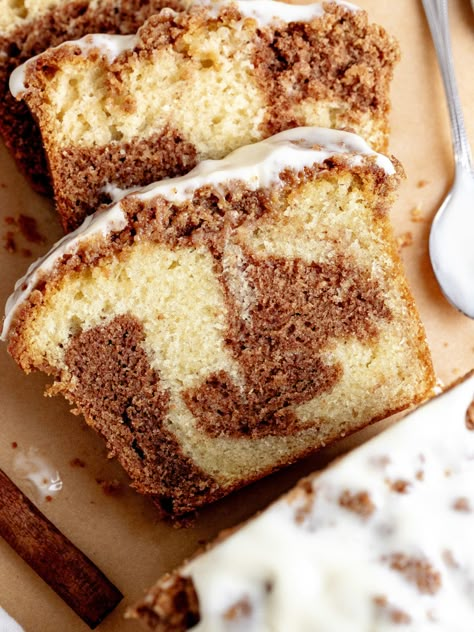 Cinnamon Loaf Cake - Julie Marie Eats Cinnamon Loaf Cake Recipes, Cinnamon Loaf Recipe, Cinnamon Loaf Cake, Cinnamon Loaf Bread, Breakfast Dessert Ideas, Cinnamon Swirl Cake, Cinnamon Loaf, Carrot Cake Loaf, Caramel Apple Cake