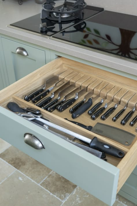 Sharp Knife Storage, Kitchen Drawer Must Haves, Built In Knife Storage, Kitchen Knife Drawer, Cabinet Functionality, Knives Drawer, Drawer Knife Storage, Knife Drawer Storage, Homely Kitchen