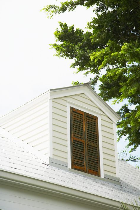 How to Add Dormers on to a Ranch Style House. Dormer windows must have precise dimensions to fit a home’s roof space appropriately. Your goal is to design dormers with roof lines that create a balanced look for the whole house design. You don‘t want dormers to look too small or too large from any angle. Find a ranch home similar to your own that has existing dormers you find appealing. Look in home design books and magazines. Low Ceiling Attic, Attic Shelves, Attic Wardrobe, Attic Lighting, Attic Doors, Attic Closet, Attic Window, Attic Playroom, Attic Loft