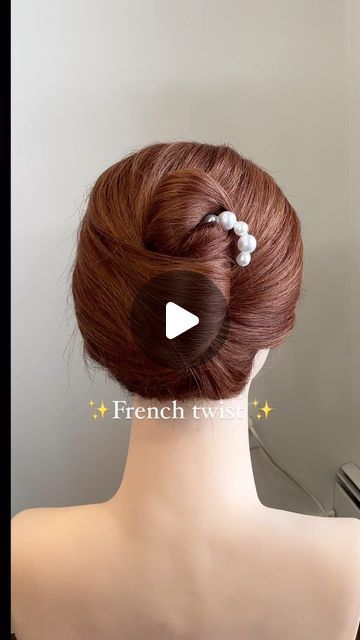 Rashda bushra on Instagram: "French twist is a chic updo that sweeps the hair upward into a sleek roll at the back of the head. Perfect for weddings, formal events, or a sophisticated everyday look, this hairstyle adds effortless glamour to any outfit. Whether smooth or slightly tousled, the French twist exudes grace and class, making it a go-to choice for modern elegance.”#hairinspo #hairtutorial
#beyondtheponytail #reel #reelitfeelit #hairup #hairups #hairupdo #updo #updos #updotutorial #bridalhair #hairideas #weddinghairdo #weddinghair #frenchtwist #bohowedding #shorthair #bridalhairinspo #greels #upstyle #hairwedding #hairupdostyle #updostyles #shorthairupdo #midlengthhair #shorthairstyles #shortupdo #btconeshot2024_stylingvideo
#hair" Modern French Twist, French Roll Hairstyle, Chic Updo, French Roll, Updo Tutorial, Roll Hairstyle, Hairdo Wedding, Hair Upstyles, Updo Styles