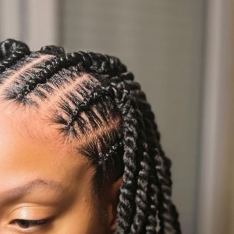 Julieta_Paris on Instagram: "Fulani x passion twist @julietabeauty_paris #fulanibraids #passiontwist #braid #boohoobraids #coiffeusedomicile #coiffureafro #coiffeuseafro #fyp #reels #explore #cheveuxcrepus #coupeprotectrice" Trible Braids Passion Twist, Passion Twist Fulani, Passion Twist Fulani Braids, Fulani Braids Passion Twist, Fulani Passion Twists, Fulani Twist, Fulani Braids Versatile, Protective Hairstyles For Natural Hair, Fulani Braids