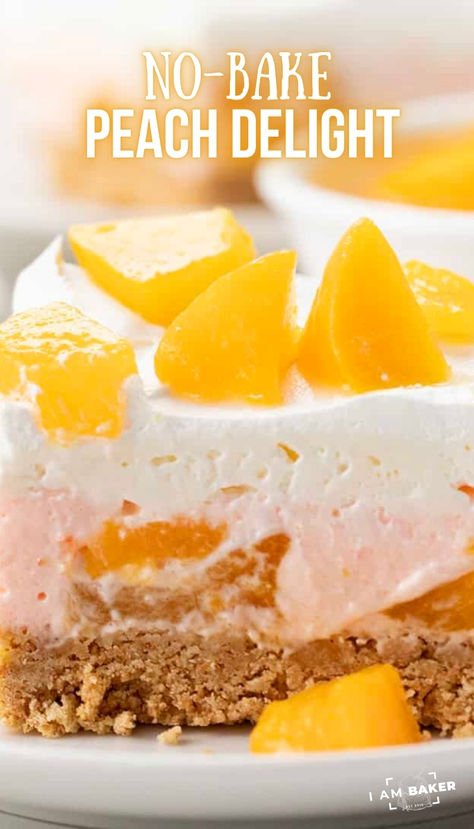 Peach Delight is a no-bake dessert with a buttery graham cracker crust topped with a creamy whipped layer filled with peaches and whipped cream. For serving, more diced peaches are added on top, making it a ‘just peachy’ summer treat! Peaches And Cream Dessert, Graham Dessert, Peach Delight, Easy Impressive Dessert, Baked Peach, Hot Chocolate Cookies, Peach Desserts, Cracker Crust, Canned Peaches