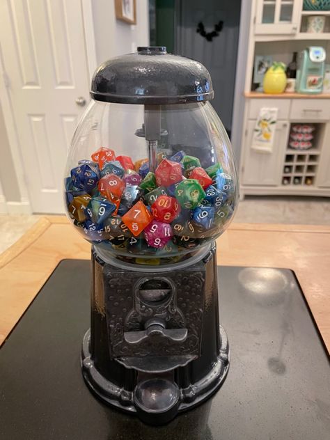 Gum All Machine Ideas, Rusty Bucket, Gumball Machines, Gumball Machine, House 2, Home Deco, Snow Globes, Tiny House, Decorative Jars