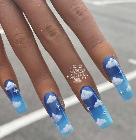 Clouds On Nails Diy, Cloud Ombre Nails, Clouds On Nails, Sky Nails Design, Purple Cloud Nails, Nail Art Clouds, Pretty Blue Nails Acrylic, Cloud Nails Acrylic, Airplane Nails