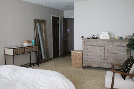 Bedroom Layout: How to Arrange Furniture — Amanda Katherine Dresser Placement In Bedroom, Bedroom Layout Ideas Furniture Placement, Large Bedroom Layout, Beige Paint Colors, Bedroom Furniture Layout, Furniture Placement, Floor Plan Layout, Large Bedroom, Furniture Layout