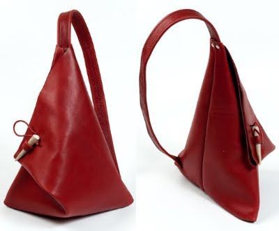 Frosty Mint: Red Leather Triangle Street Bag by Talitha Leather Streetwear Bags, Unusual Handbags, Expensive Purses, Leather Handbag Patterns, Over The Shoulder Purse, Leather Hip Bag, Triangle Bag, Handbags Collection, Leather Tote Purse