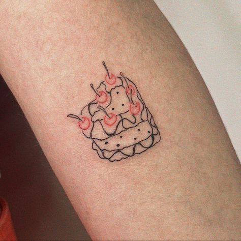 Small Cake Tattoo, Vintage Cake Tattoo, Tattoo Ideas Aesthetic, Cake Tattoo, Party Tattoo, Sticker Sleeve, Birthday Tattoo, Party Tattoos, Dragon Skin